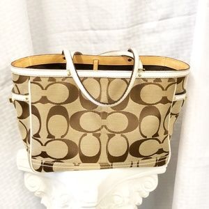 Coach Shoulder Bag w/bag protector